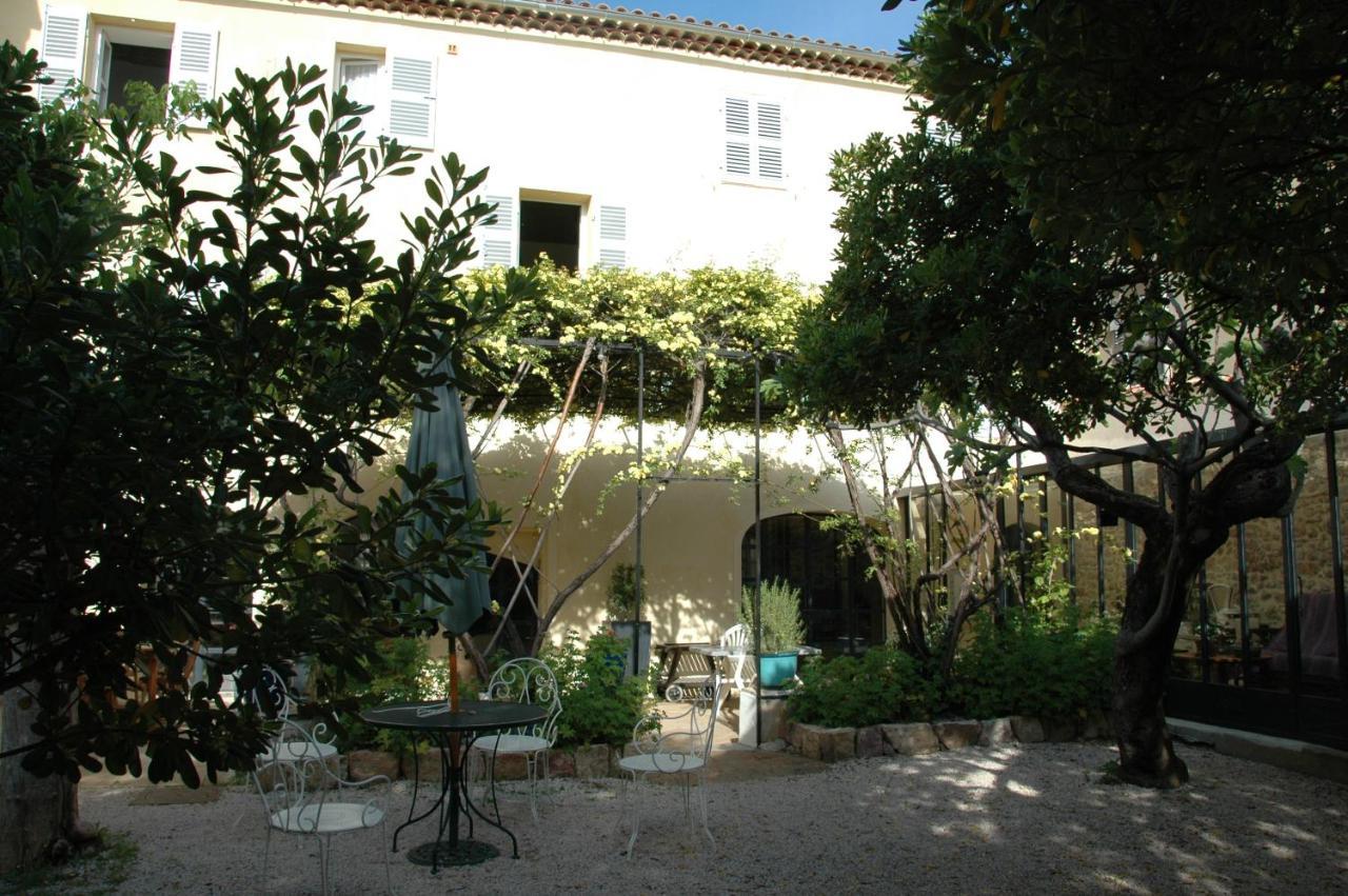 Le Vieux Logis Chambres D'Hotes La Farlède Exterior foto